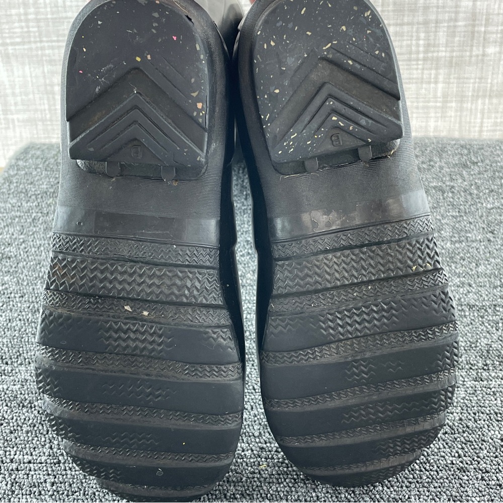 Hunter Women's Tall Black Rain Boots - Picture 2 of 10